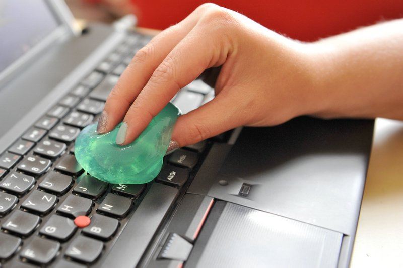 280f45a193b765a8c27761